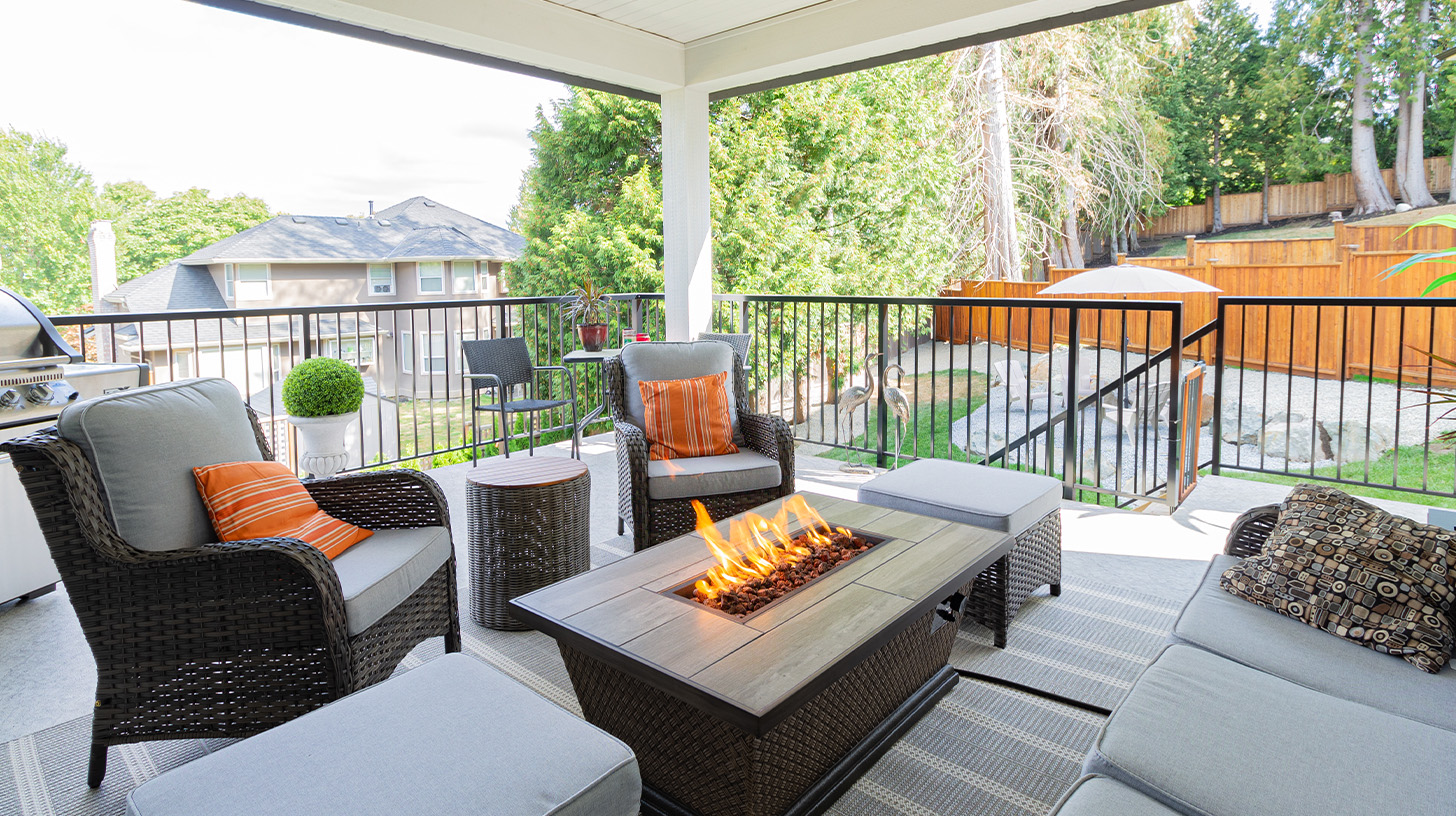 aesthetic outdoor patio
